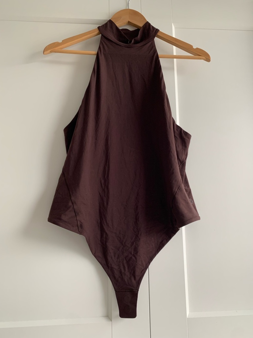 Lululemon Bodysuit  Wundermost Ultra-Soft Nulu Mockneck Sleeveless Brown Size XL - Picture 6 of 13